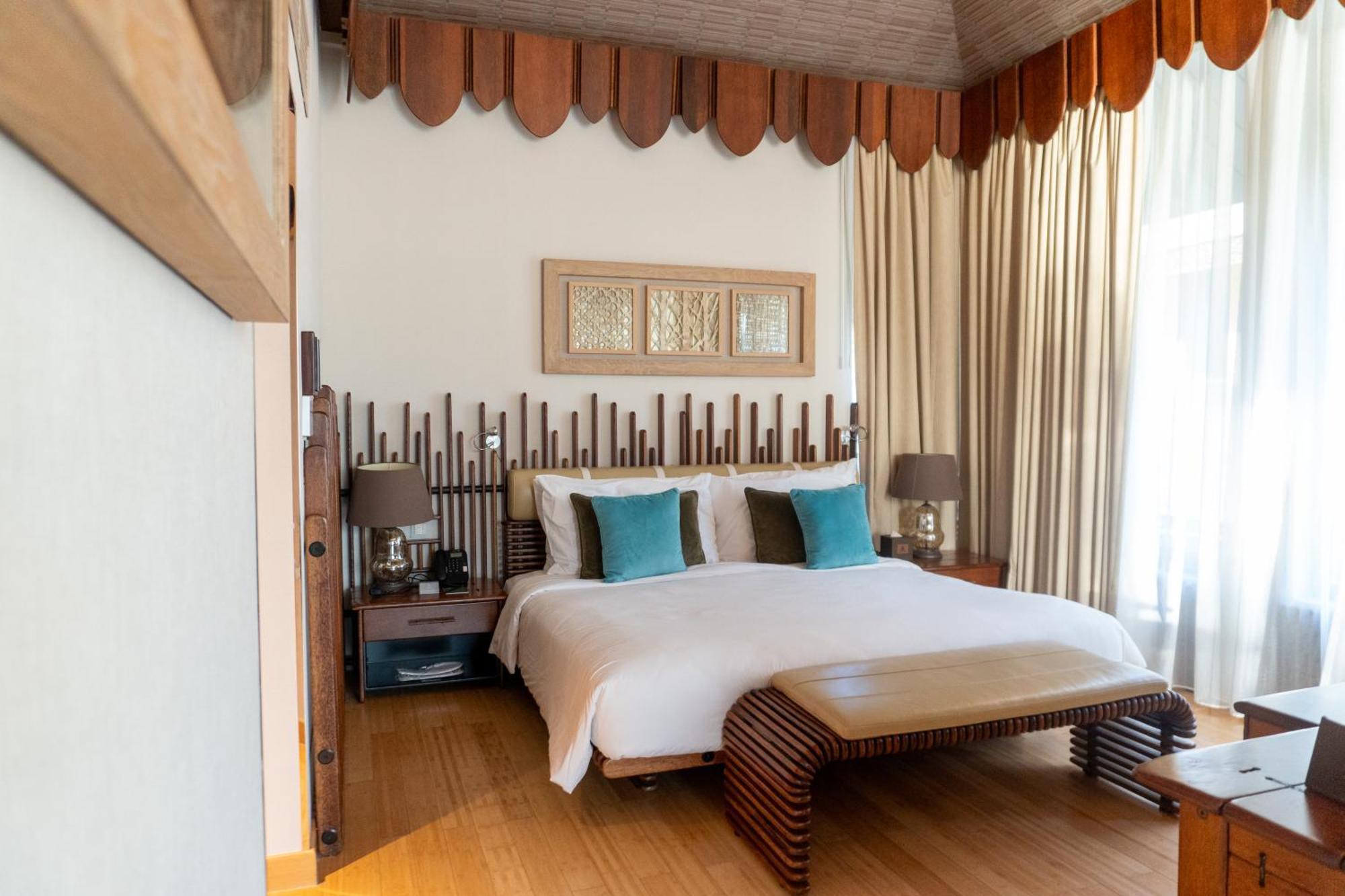 Palavra Resort Manama Exterior foto A bedroom at the hotel